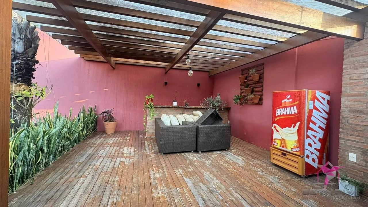 Casa no Centro | Suíte com Closet + Espaço Gourmet e Deck - Foto 2
