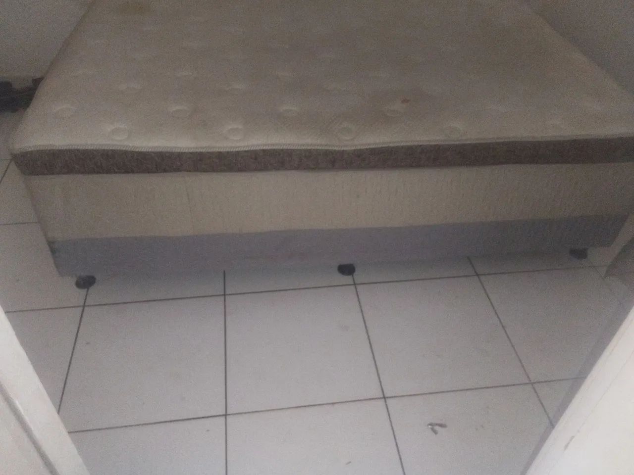Cama box