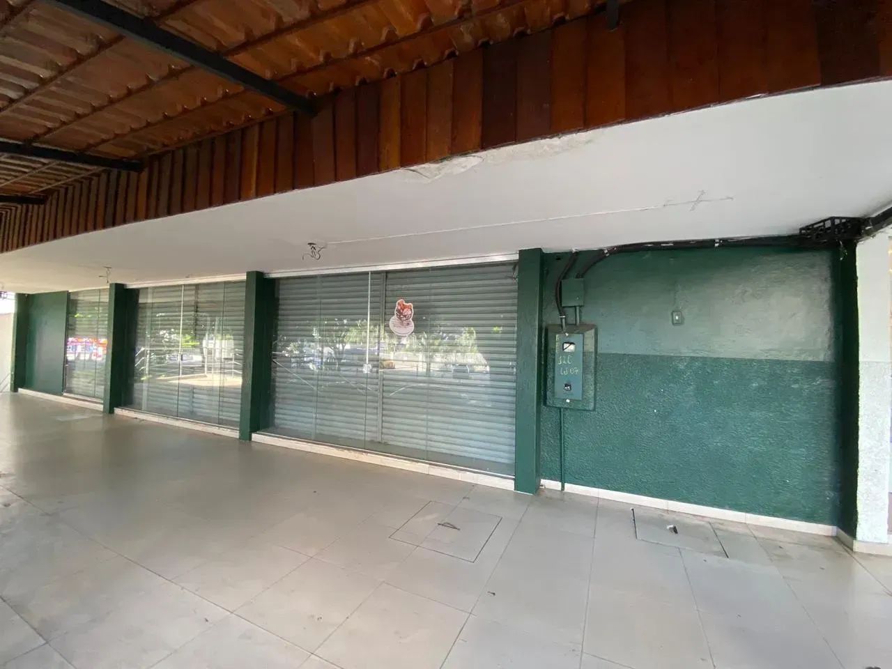 ALUGUEL PONTO COMERCIAL NO ADRIANÓPOLIS IMPERDIVEL - Foto 2