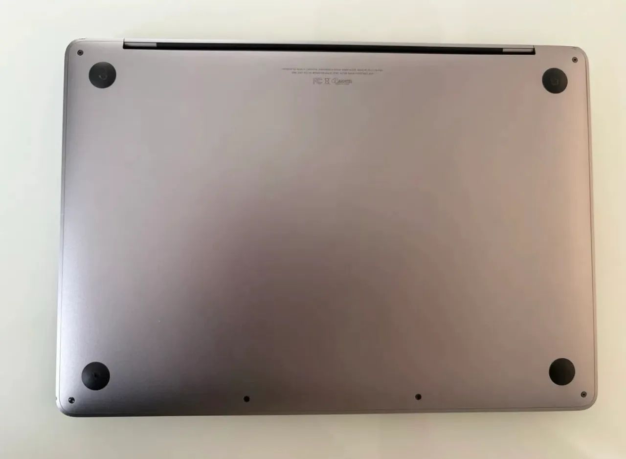 MacBook Pro Touchbar 2019 - Foto 4