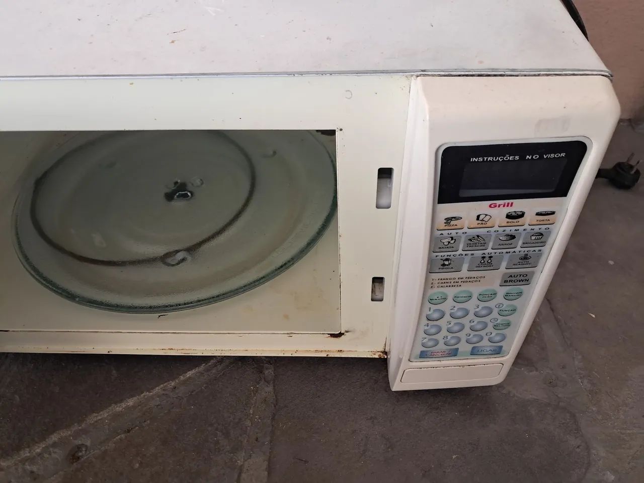 Vendo Forno Elétrico e Micro-ondas 