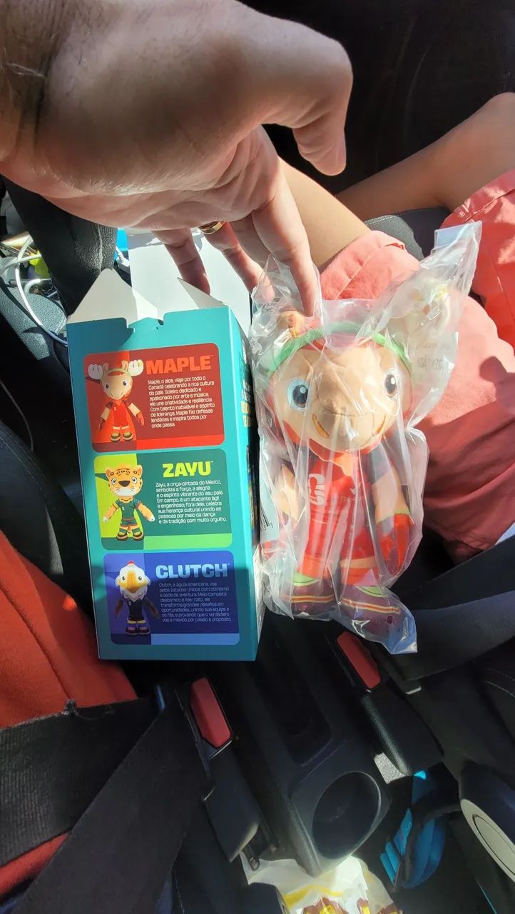 MASCOTE REXONA MAPLE COPA 2026 - Foto 3