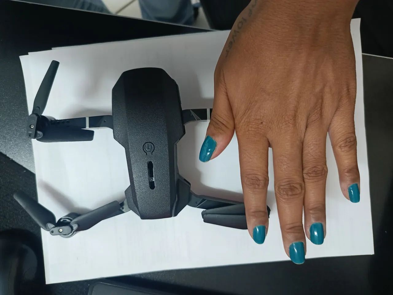 Drone com câmera wi-fi + controle remoto - Foto 3