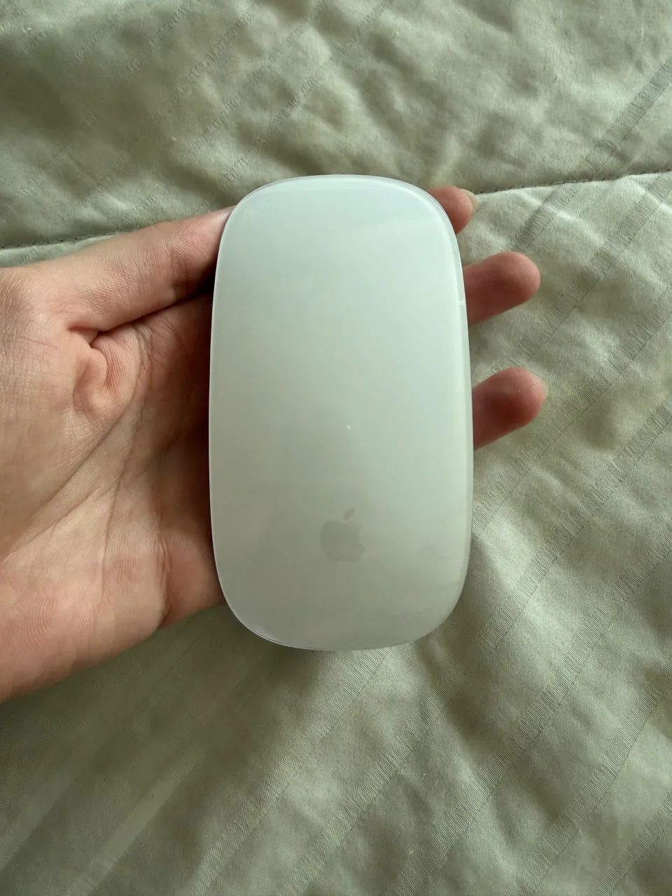 Apple Magic Mouse - Superfície Multi-Touch branca - Foto 2