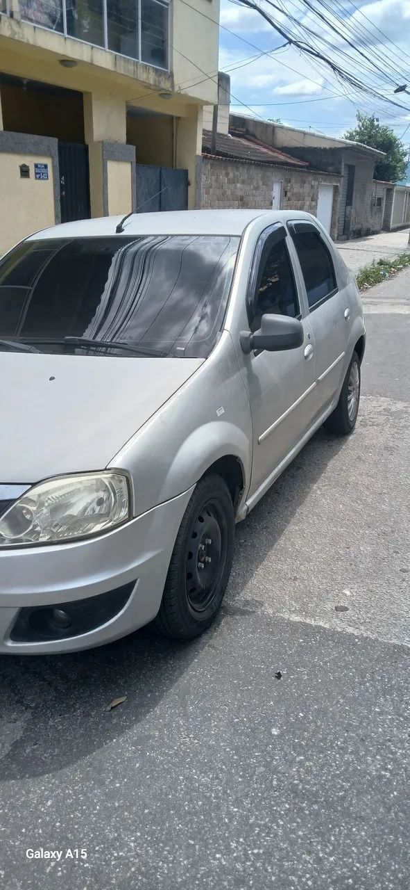 Renault Logan EXPRESSION HI-FLEX 1.6 8V 4P 2011