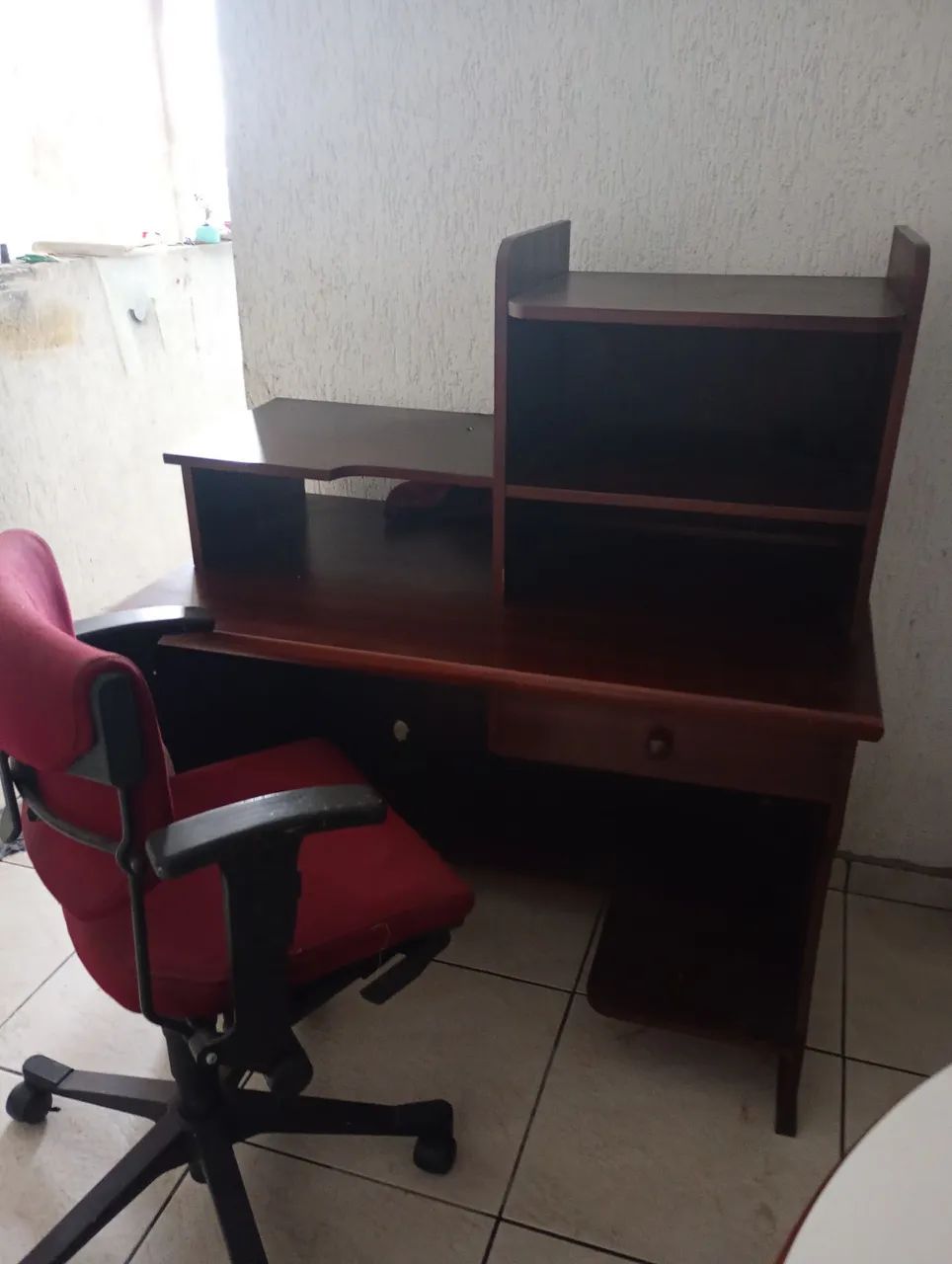 ESCRIVANINHA DE EMBUIA COM CADEIRA - Foto 3