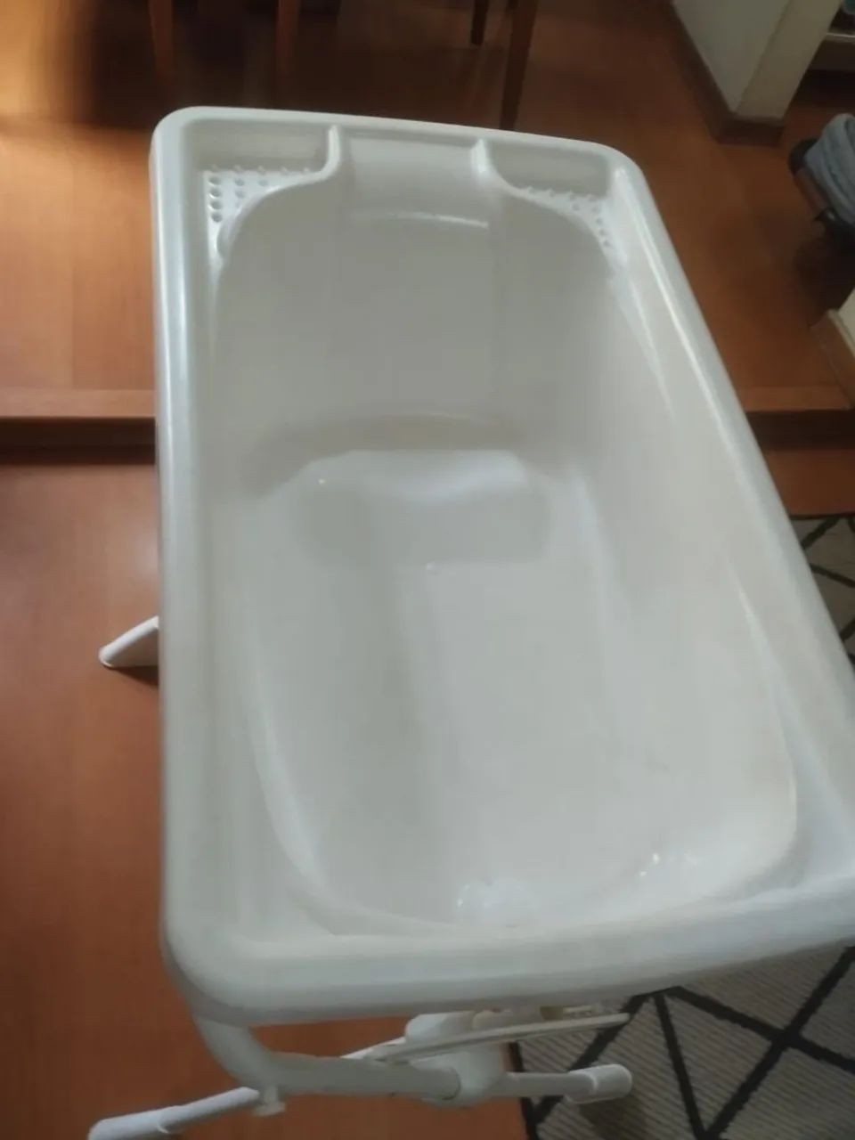 Banheira Burigotto com suporte e redutor - excelente estado - Foto 4