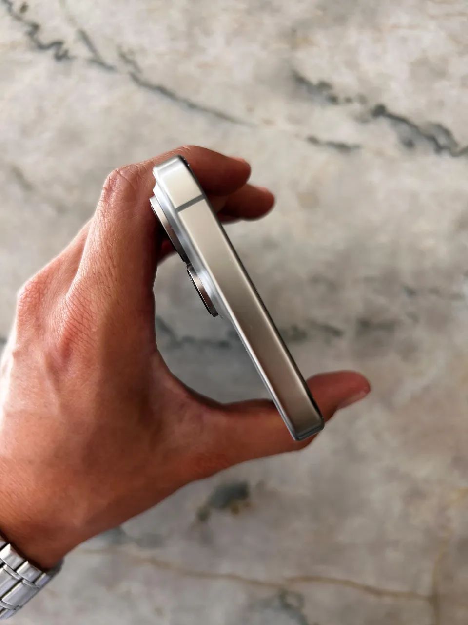iPhone 16 Pro Max 256GB - Foto 2