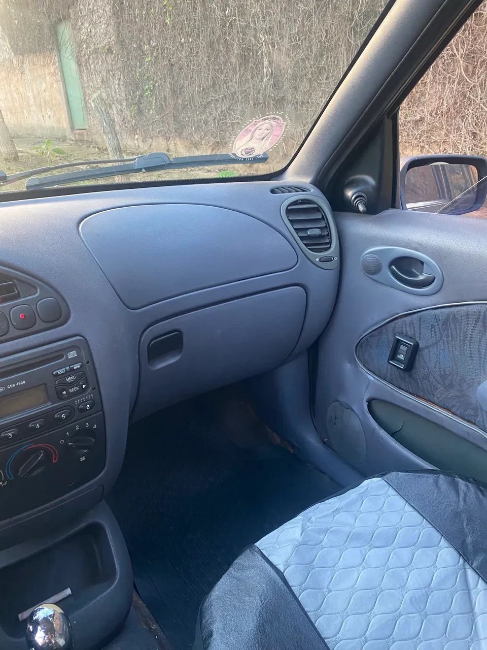 Ford Fiesta Fiesta Class 1.0 4p 1999