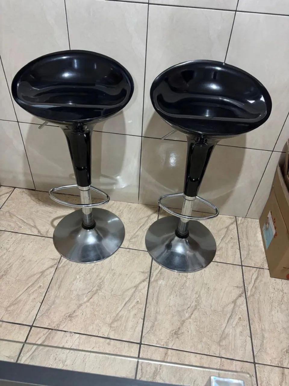 Banqueta alta lotus