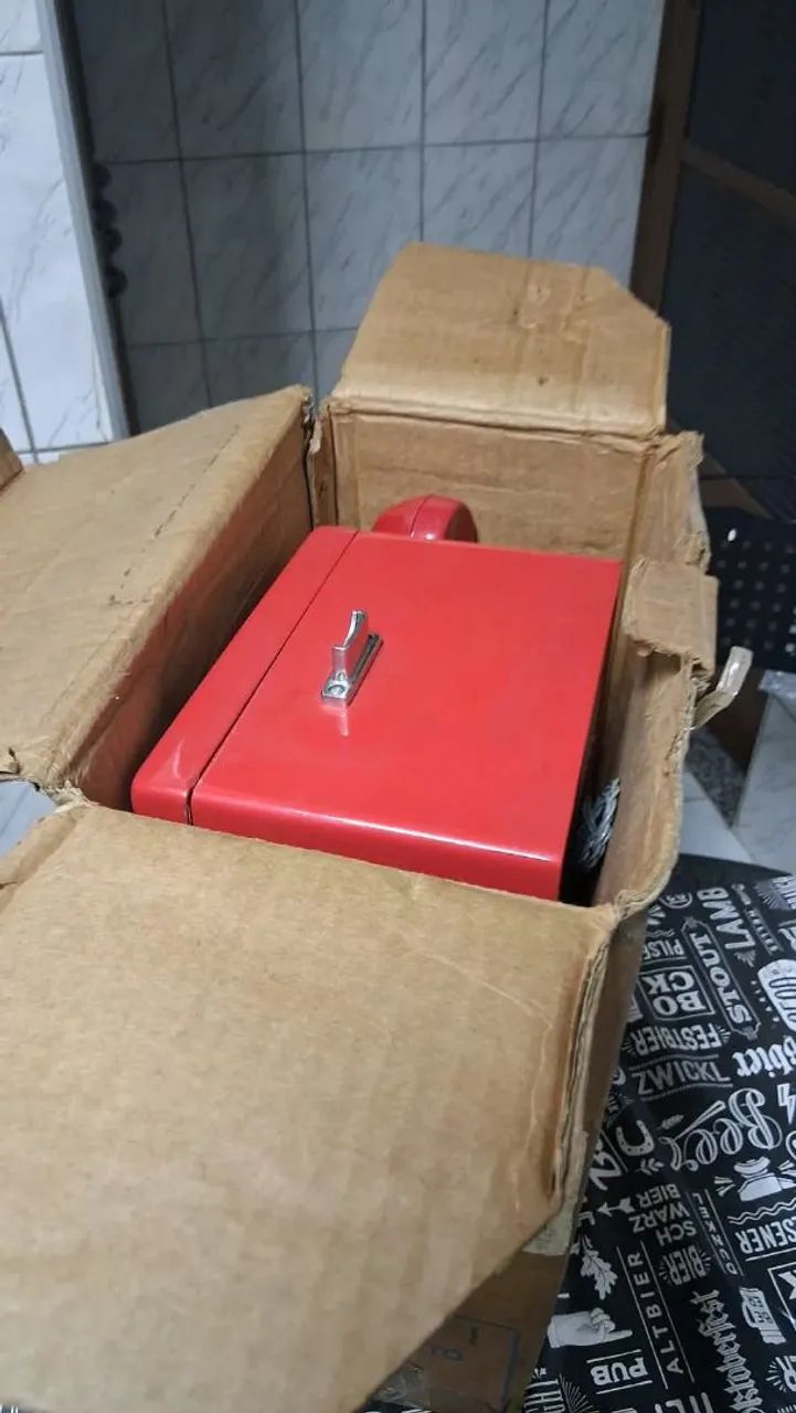 Orelhão de ficha retrô na caixa original  - Foto 4