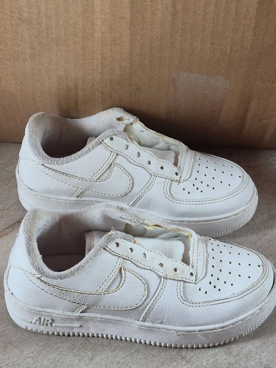Tenis branco Nike air tam 29 - Foto 2