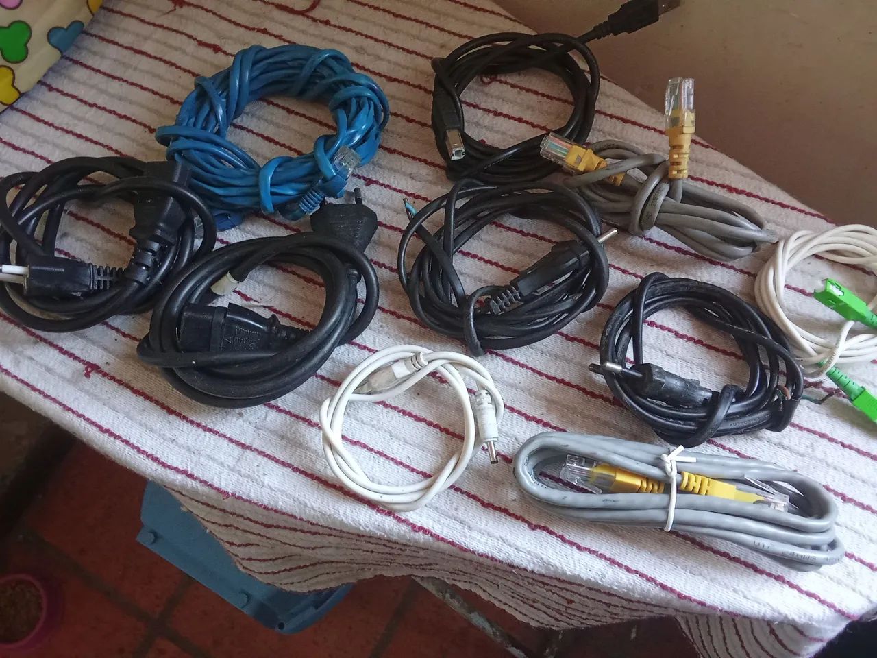 Cabos diversos todos funcionando 