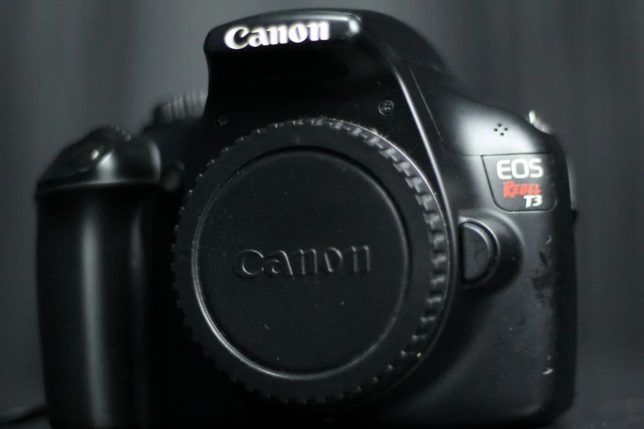 Corpo Canon EOS Rebel T3 (detalhe no visor) - Foto 2