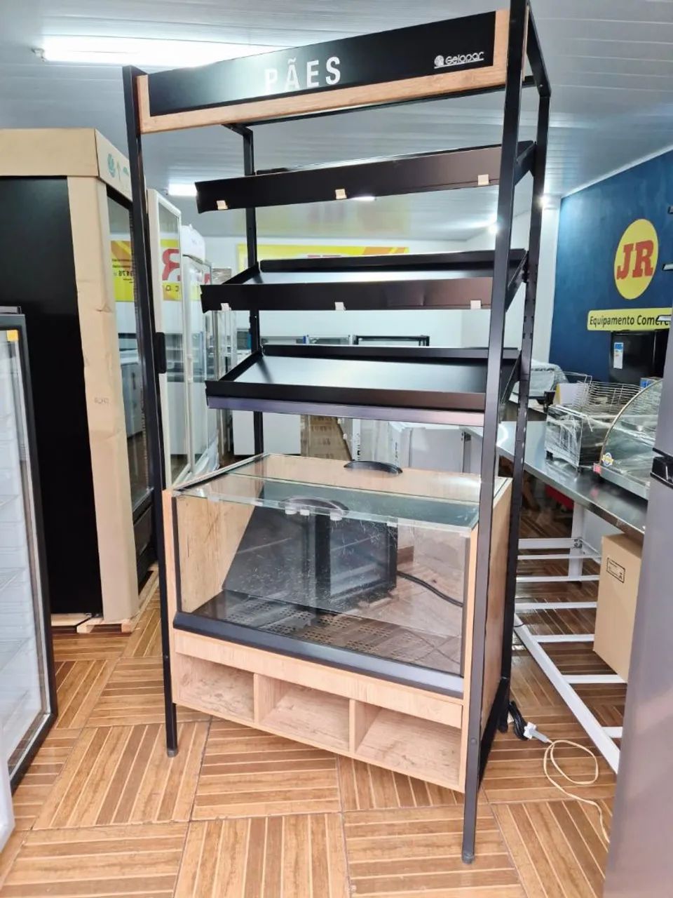 Expositor de Pães Gelopar
