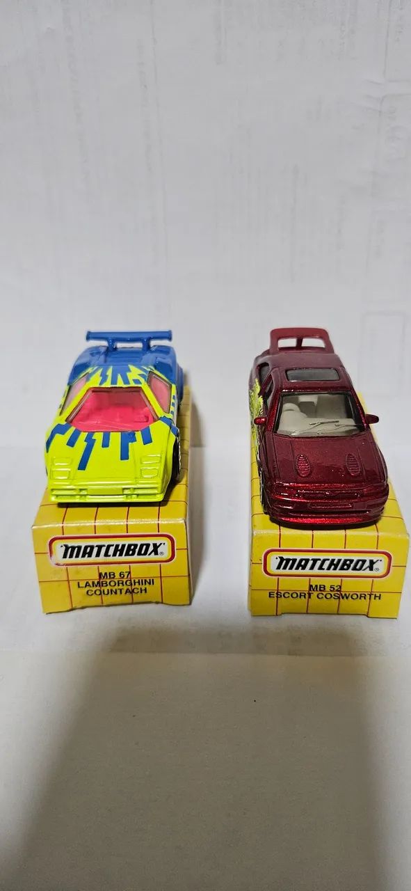 Carrinhos matchbox 