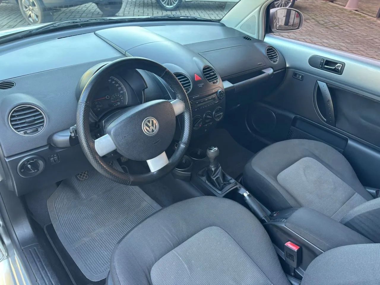 Volkswagen New Beetle 2.0 MI Mec./aut. 2009 - Foto 12