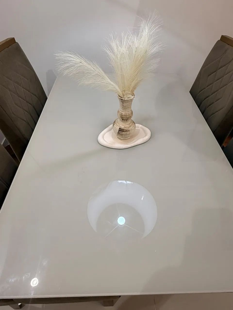 Mesa de jantar + 4 cadeiras estofadas  - Foto 3