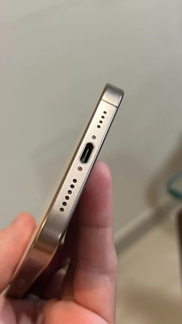 iPhone 16 Pro Max 256gb (Titânio-deserto) (c/ chip Nacional) - Foto 5