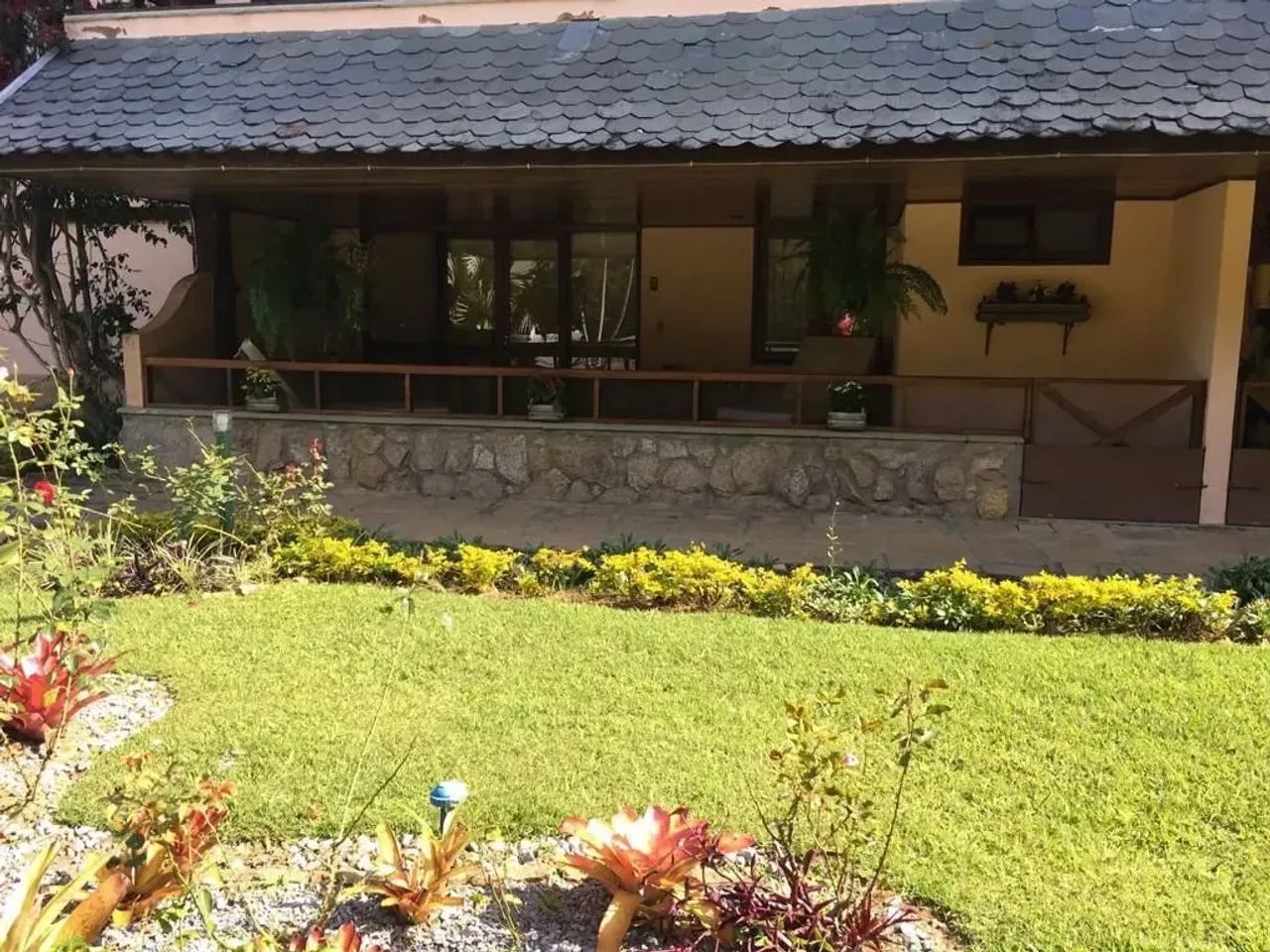 Teresópolis - Green Valley - 2 suites, infra, varandão - Foto 3