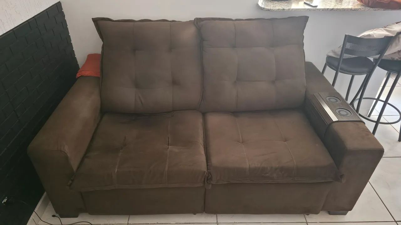 Sofa Marrom