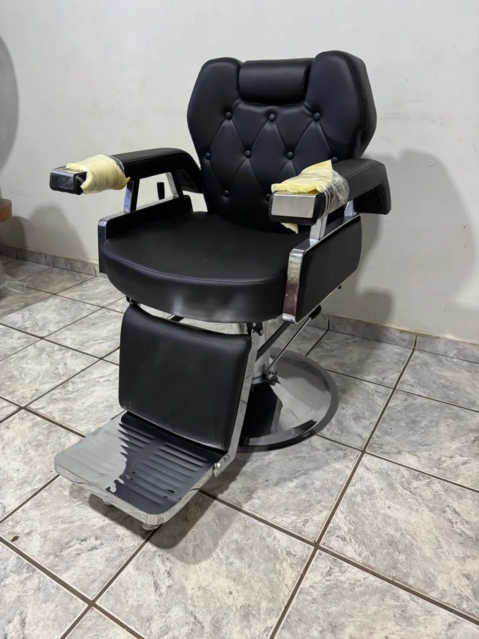 Cadeira tipo poltrona parara barbearia  - Foto 3