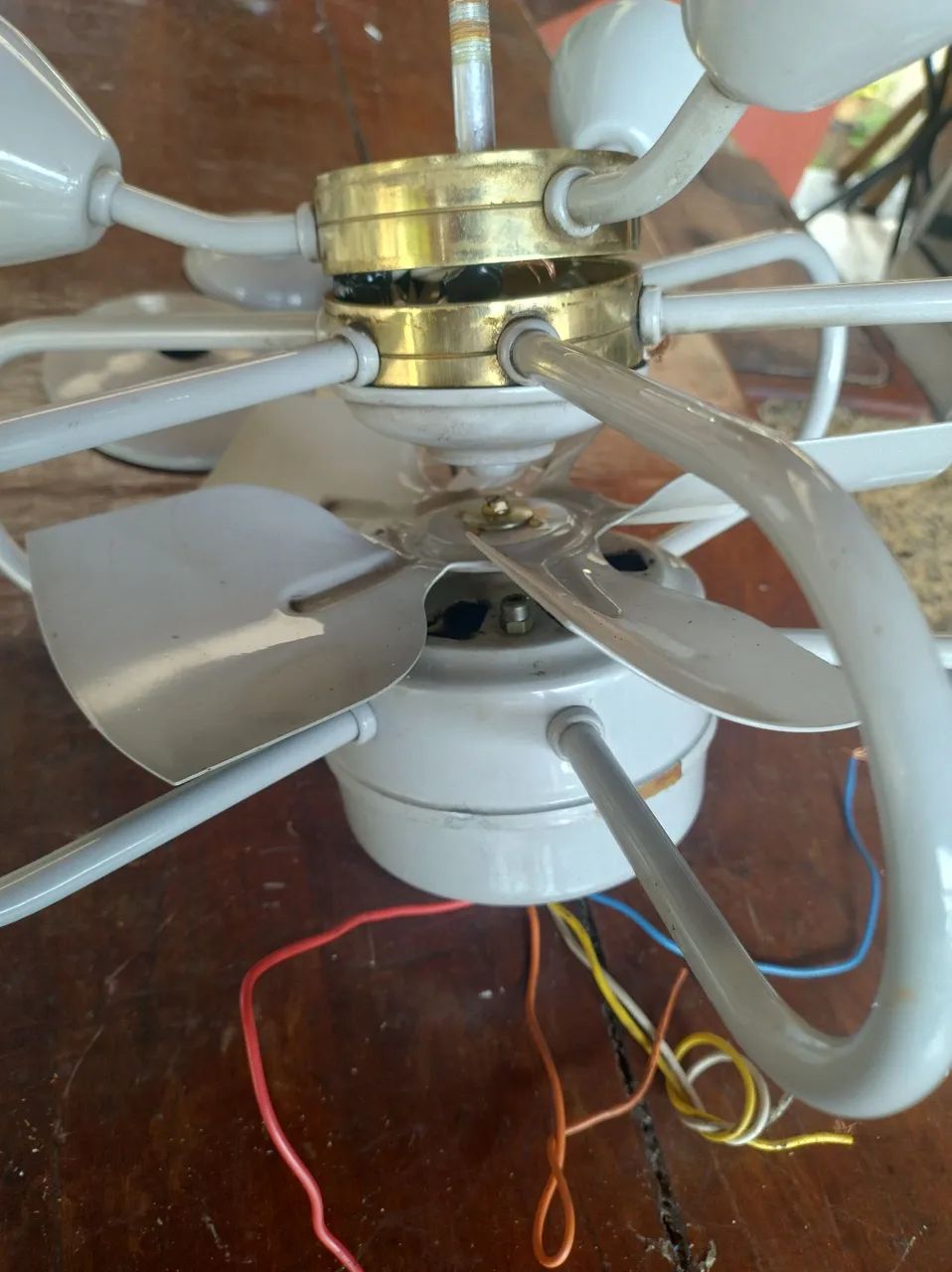 Ventilador de teto com Luminária ( não funciona)' - Foto 2