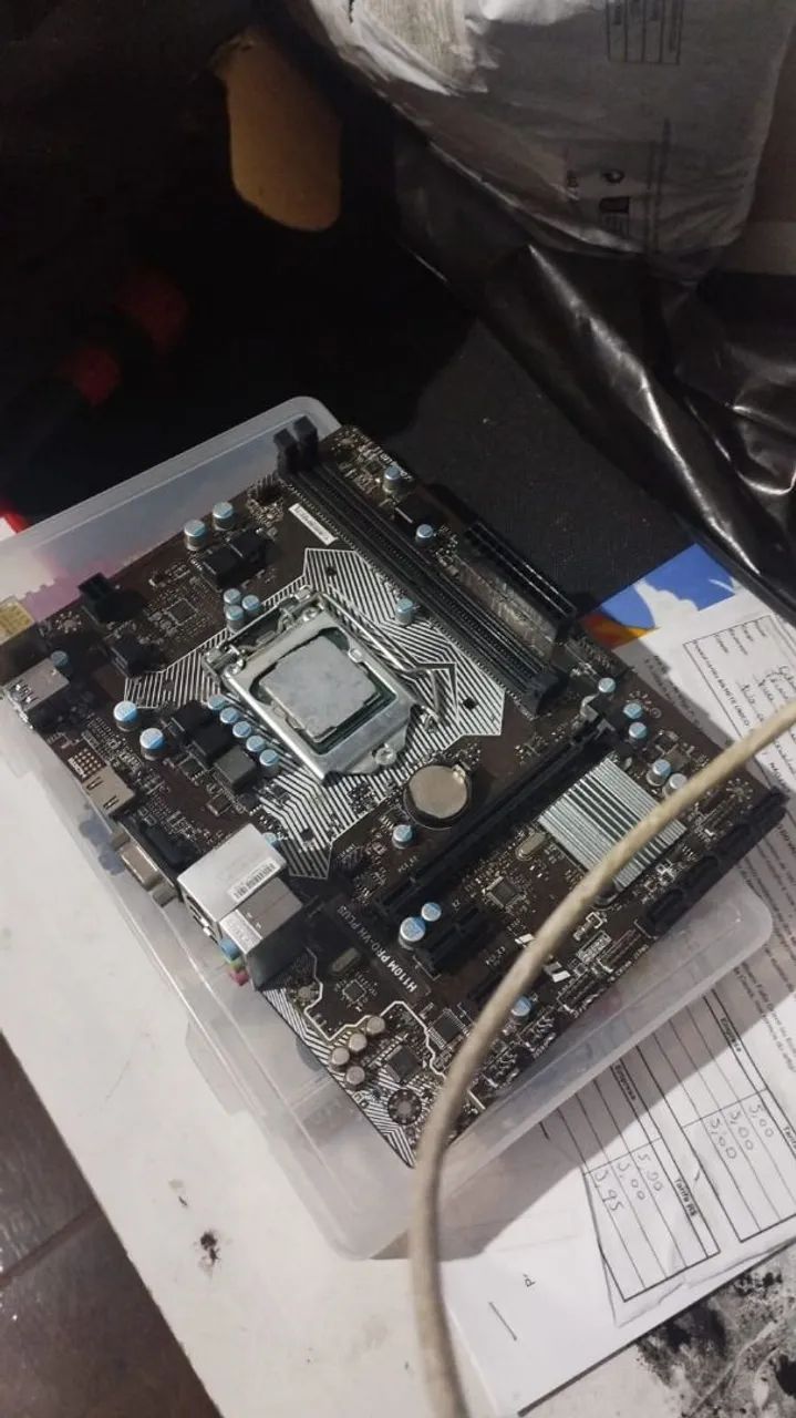 Placa mãe e processador Msi H110M, Intel G4560 (com defeito, leia descrição)