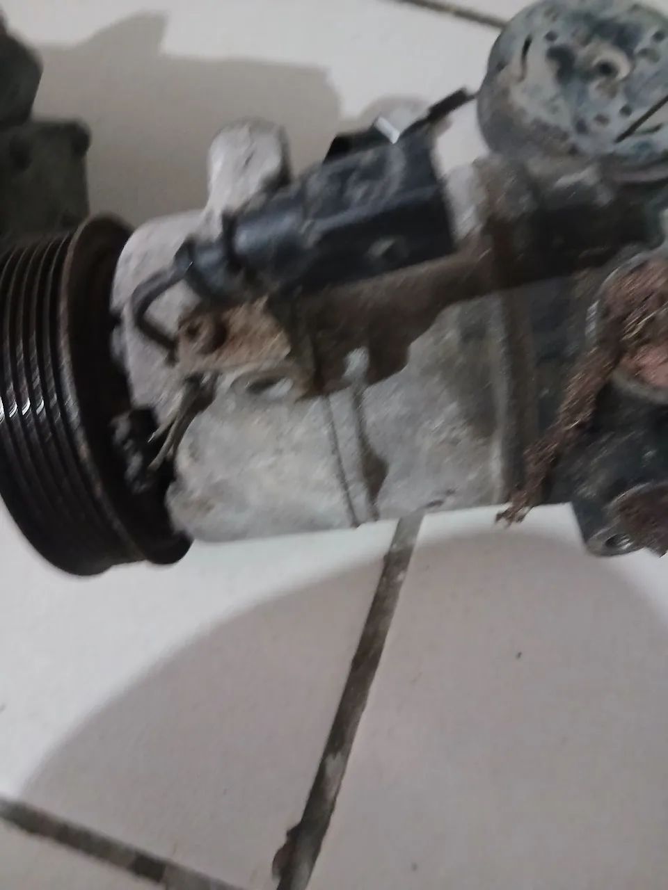 Compressor do Palio gol G7 e Renault Master - Foto 2