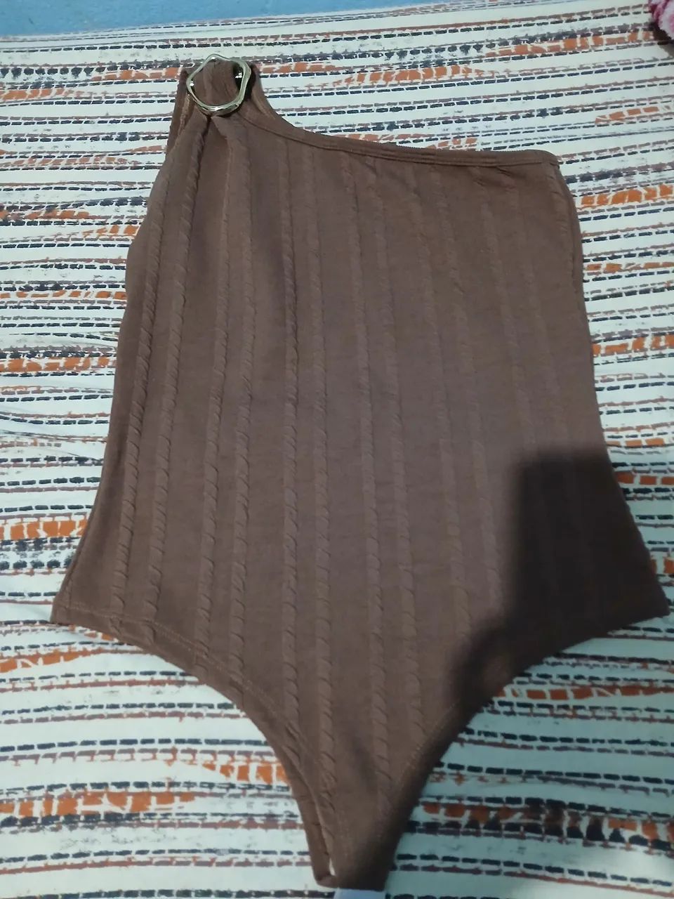 Vende- se roupa.  - Foto 3
