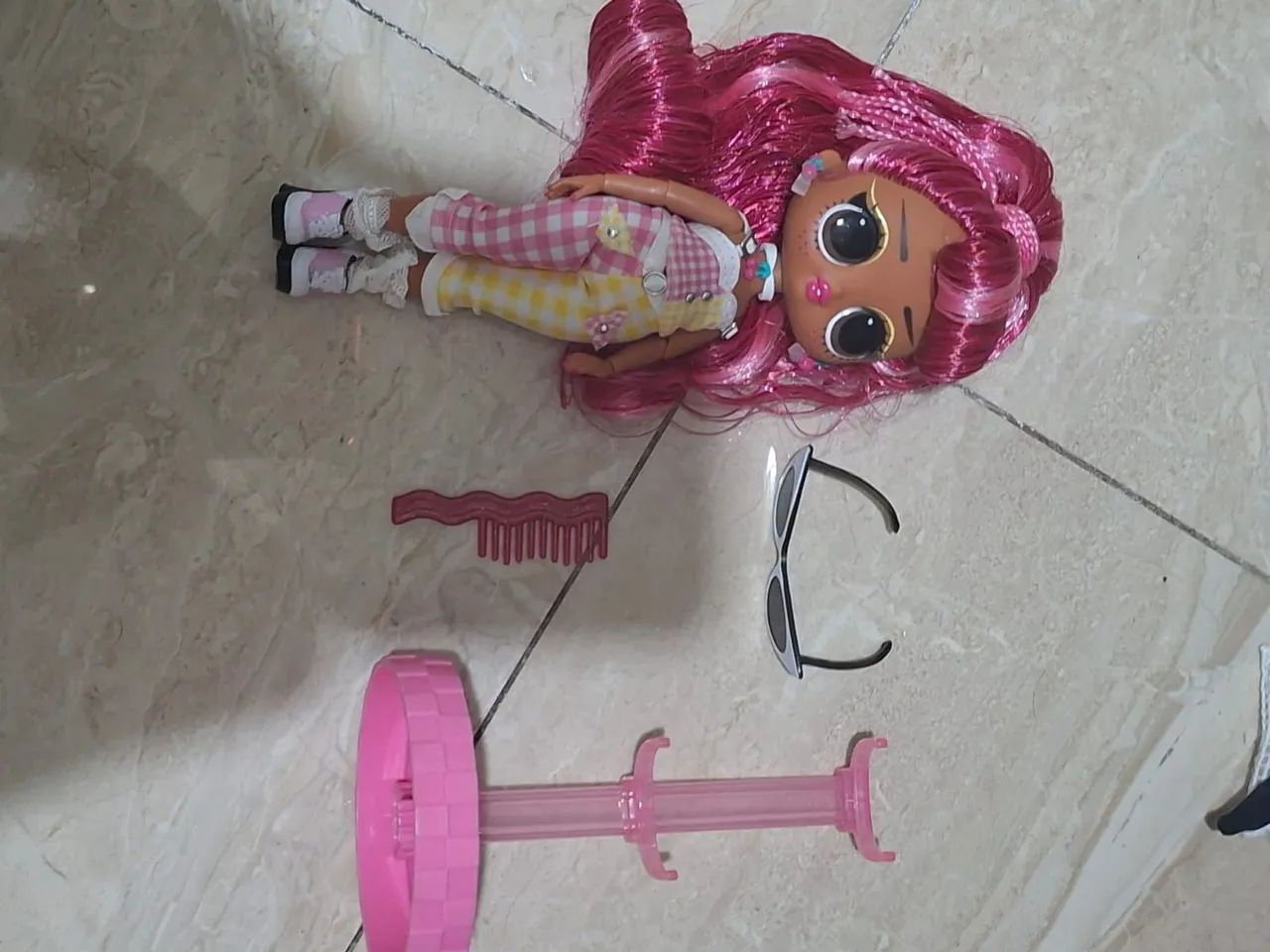 Lote Bonecas LOL OMG  - Foto 5