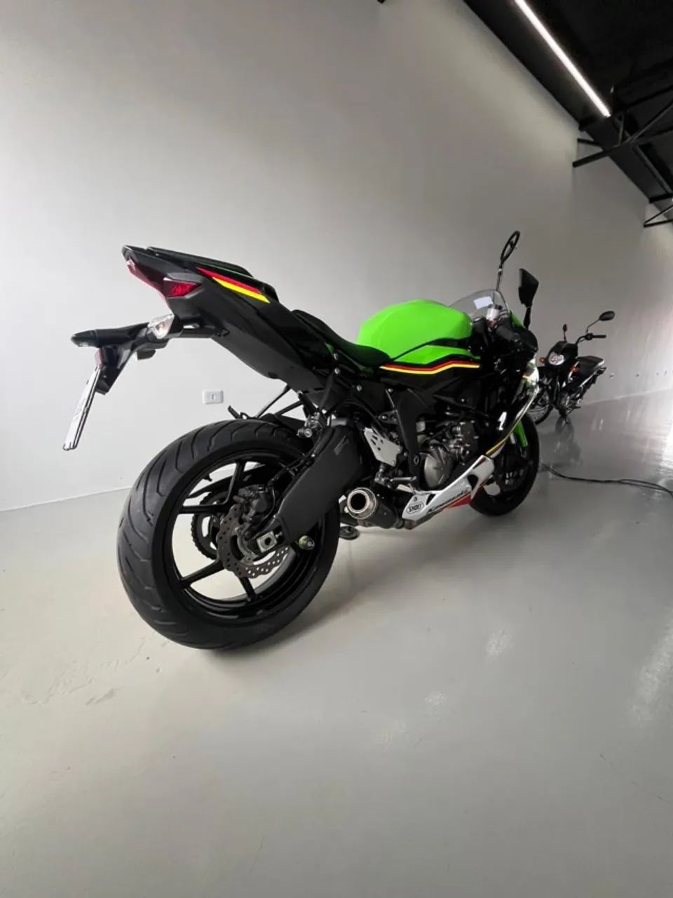 ちょび Kawasaki Zx-10/ Zx-10r 1000cc 2021 - 1479349572 | OLX
