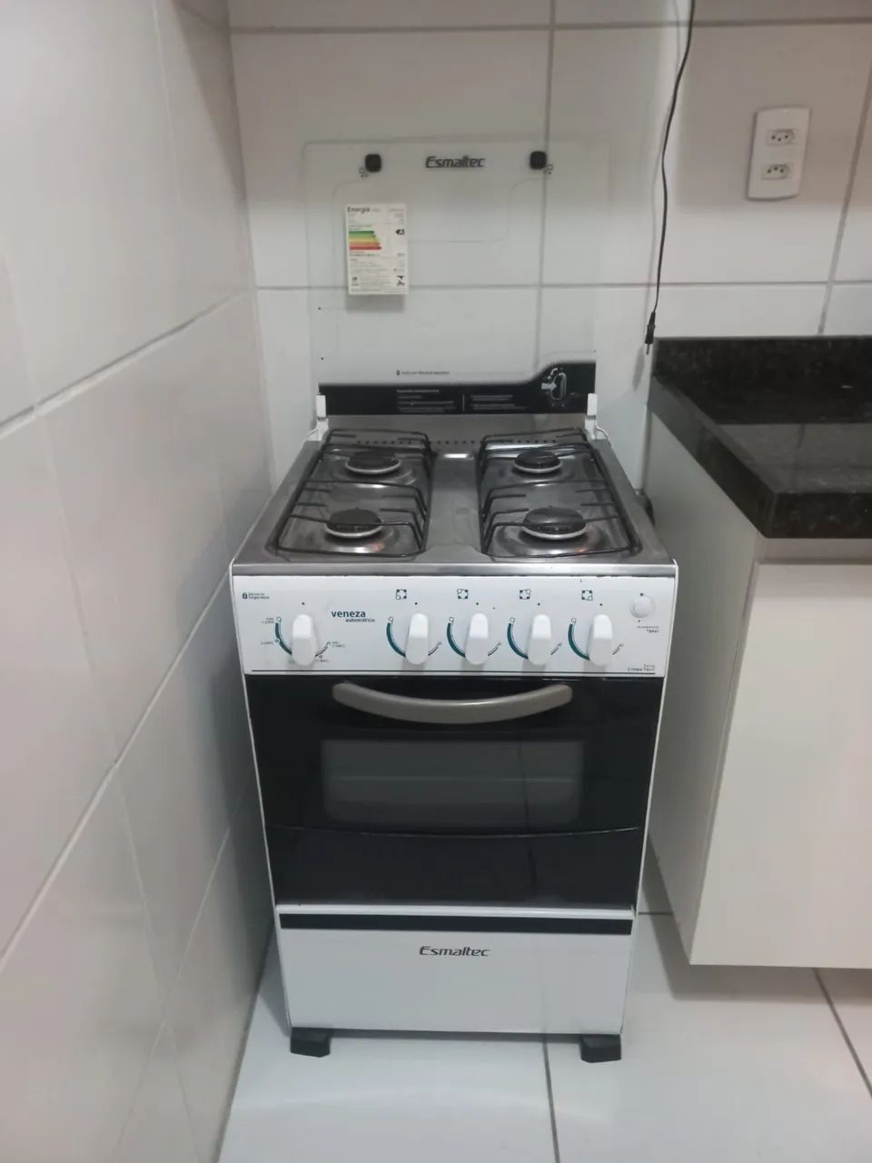 Fogão esmaltec de 4 bocas