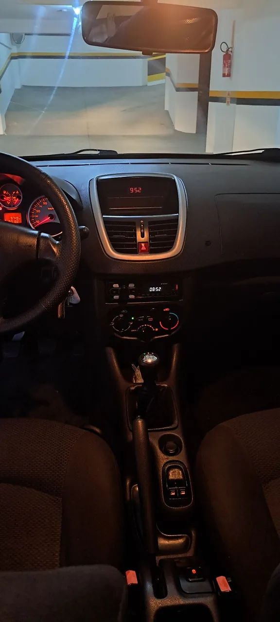 Peugeot 207 Active 1.4 Flex 8V 5P 2014 - Foto 5