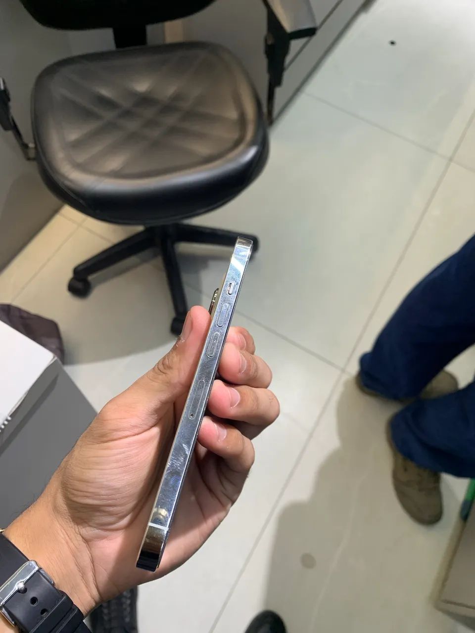 iPhone 13 Pro 128GB - Foto 4