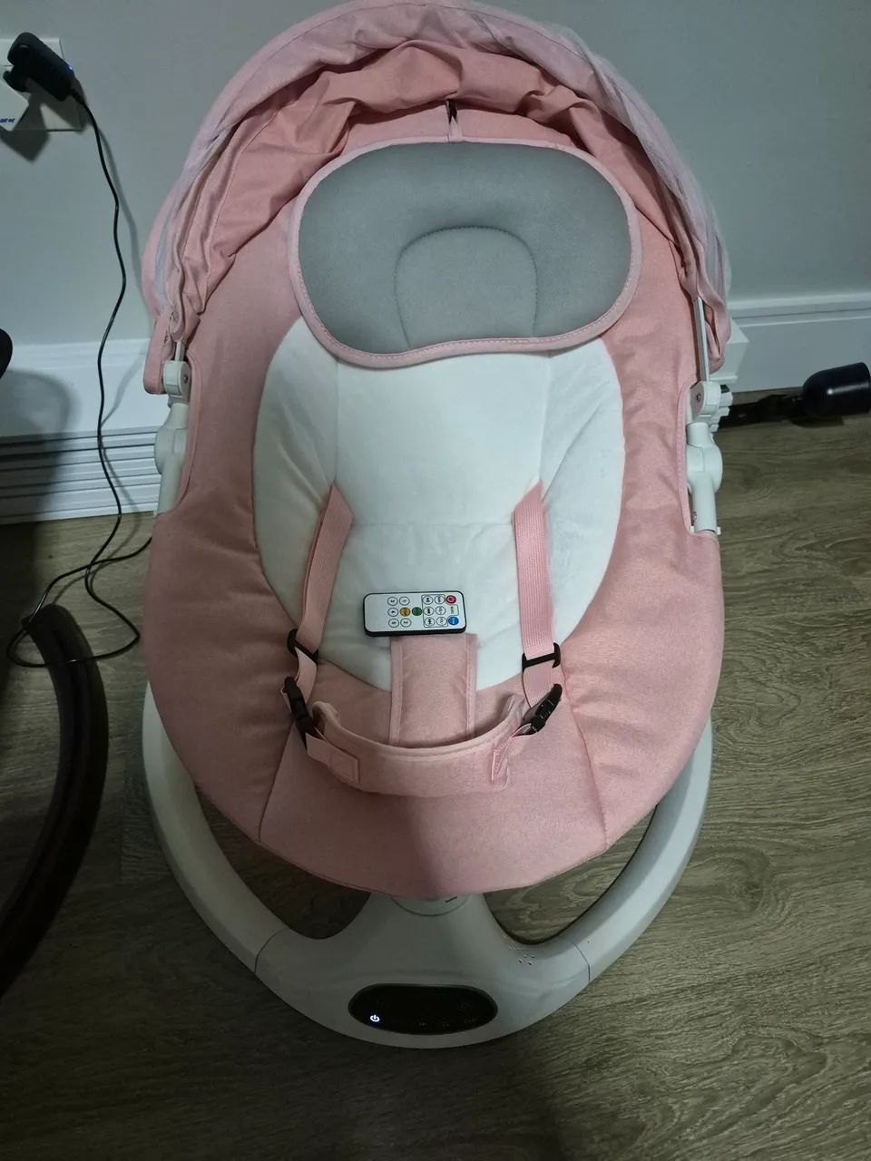 Cadeira de balanço automática para bebê - Foto 3