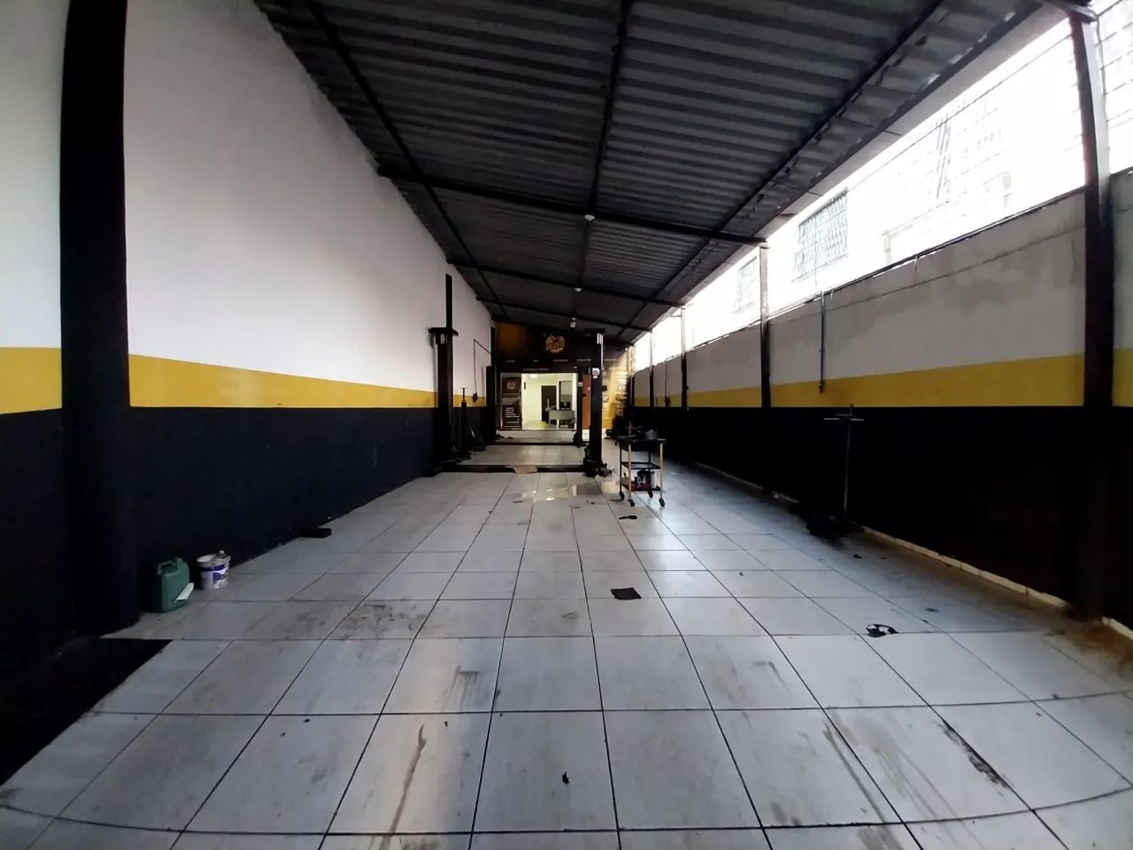 (PC2409) Prédio Comercial medindo 243m² localizado no bairro de Fátima - Foto 2