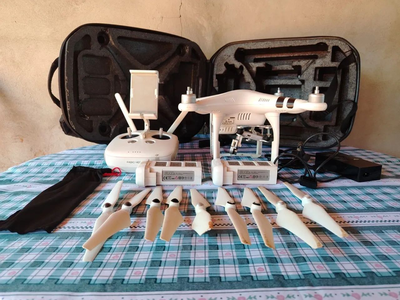 Drone DJI Phantom 3 - Foto 3