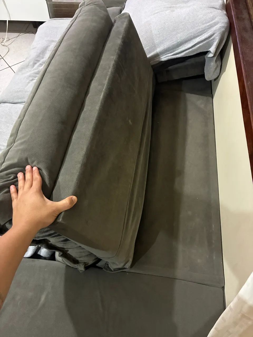 Sofá retrátil 2,30 metros cinza - Foto 4