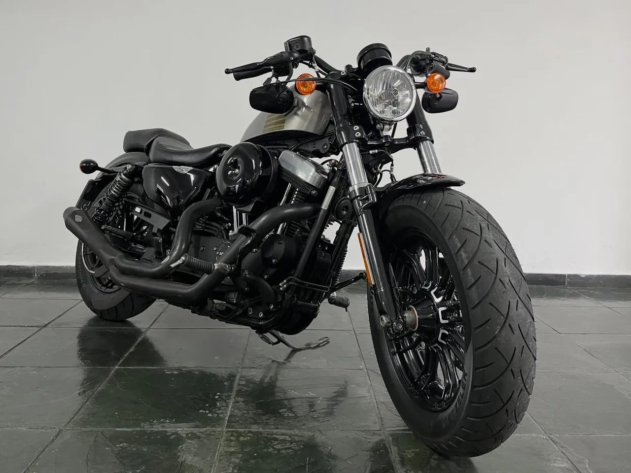 MattHensley H-Street Kingsize 8.75×33.3㌅ Harley-Davidson 1200x Forty Eight Sportster 2017 - 1502159522 | OLX