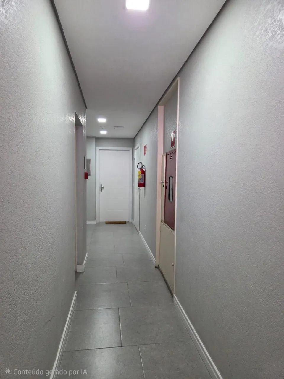 APTO COM 2 DORMITORIOS E BOX, BAIRRO PETROPOLIS - Foto 4