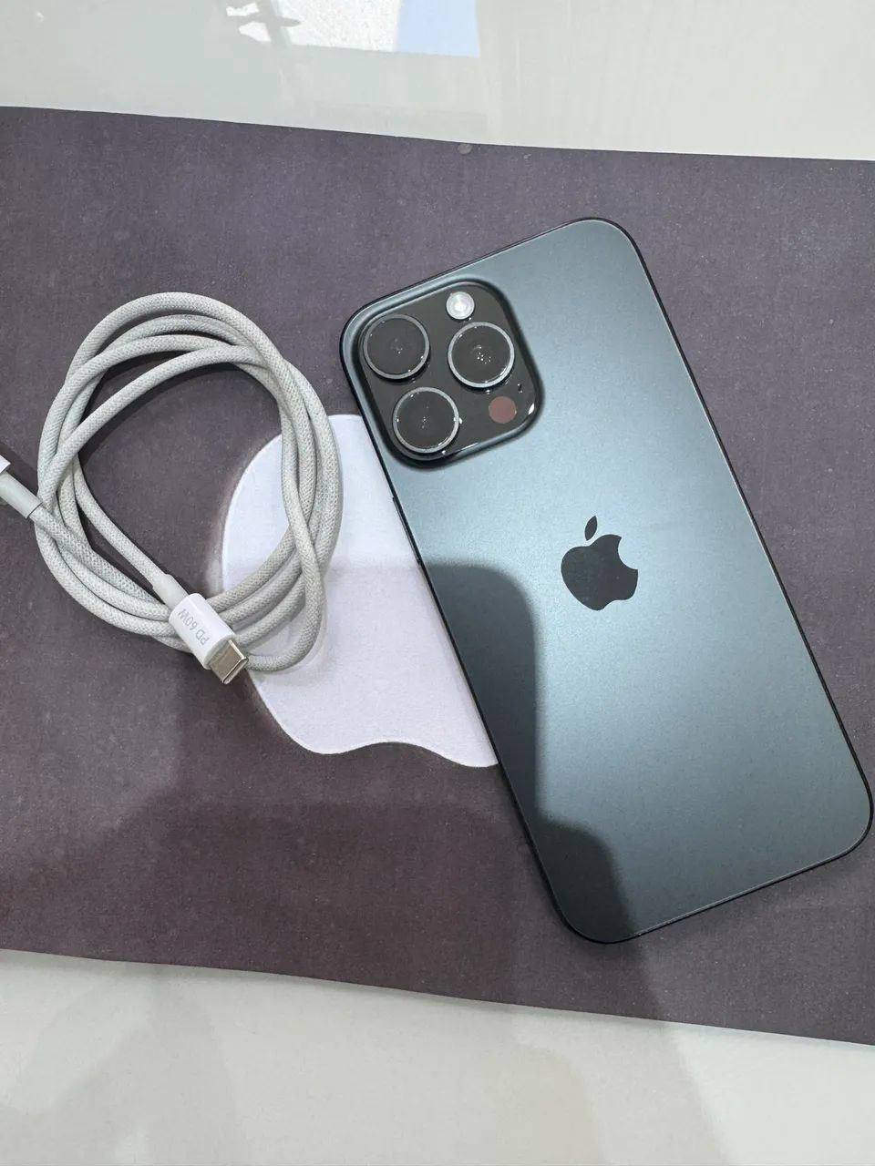 iPhone 16 Pro Max 256GB - Titânio Preto - Celulares e Smartphones