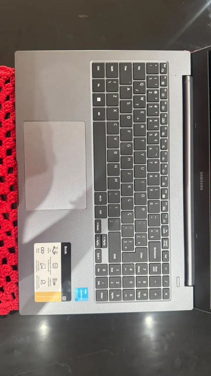 Samsung 15.6 celeron 11° 8GB 256SSD - Foto 4