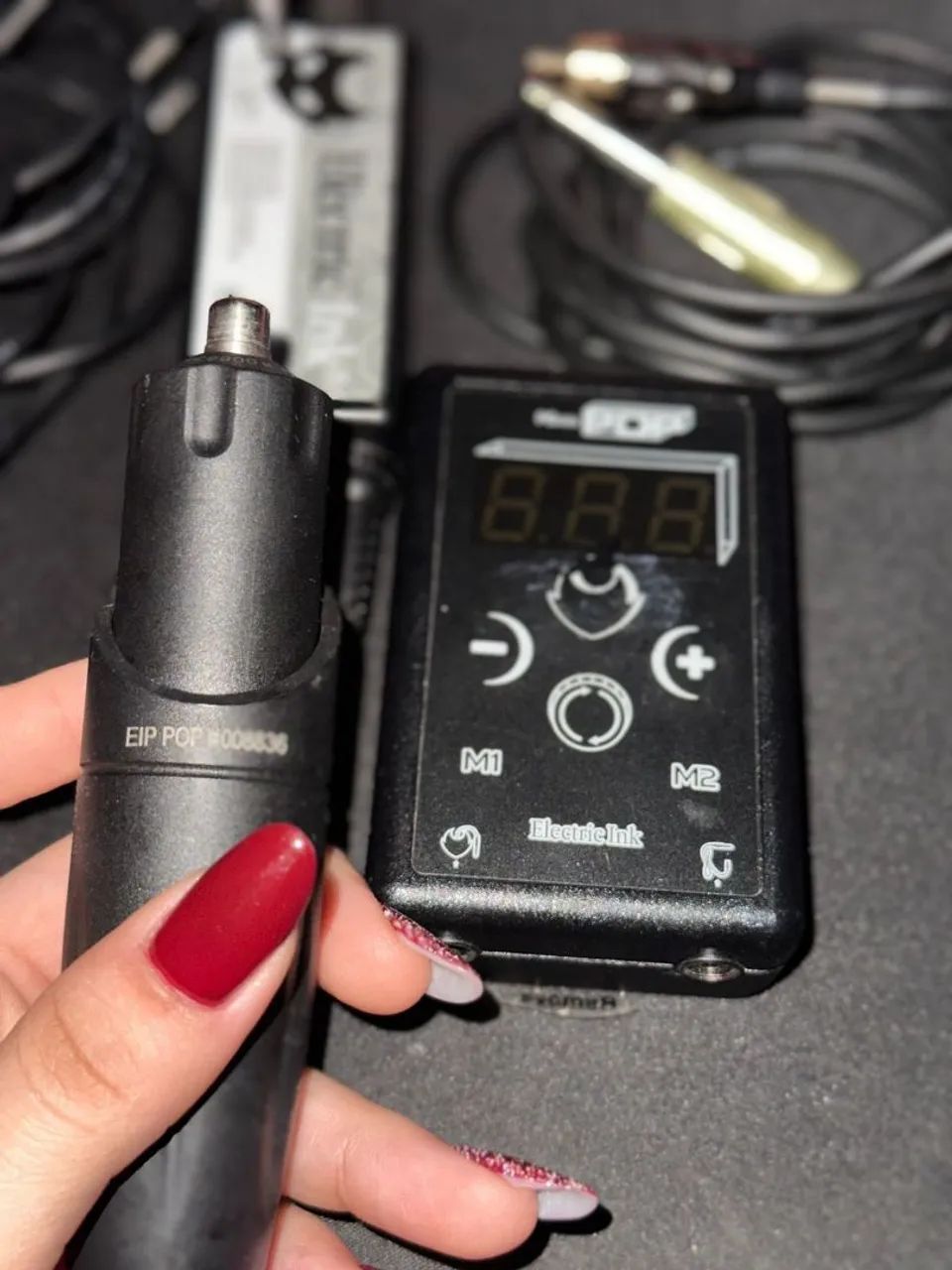 Máquina de Tatuagem Electric Ink + Fonte Digital - Seminova - Foto 2