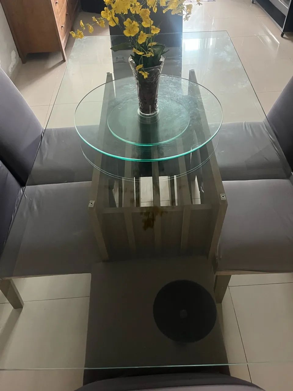 Mesa de vidro de 6 cadeiras - Foto 3