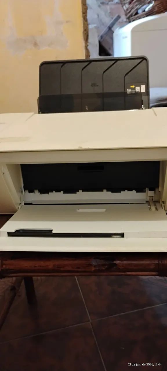 Impressora HP DeskJet Ink Advantage 2546 - Foto 4
