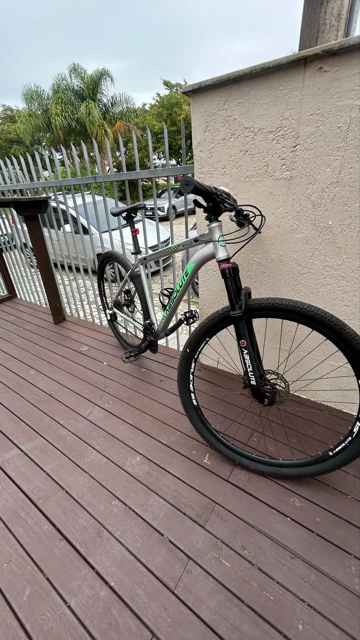 bicicleta Absolute Wild 29 com quadro de alumínio na cor prata  - Foto 3