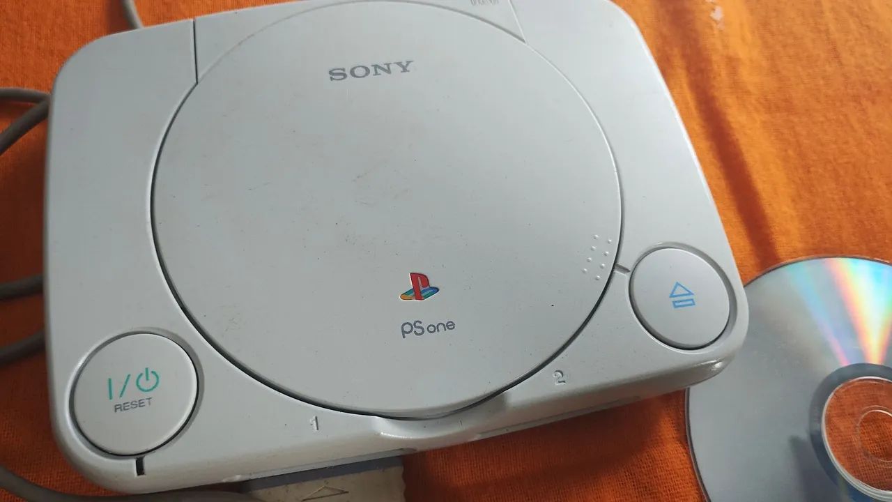 PLAYSTATION ONE