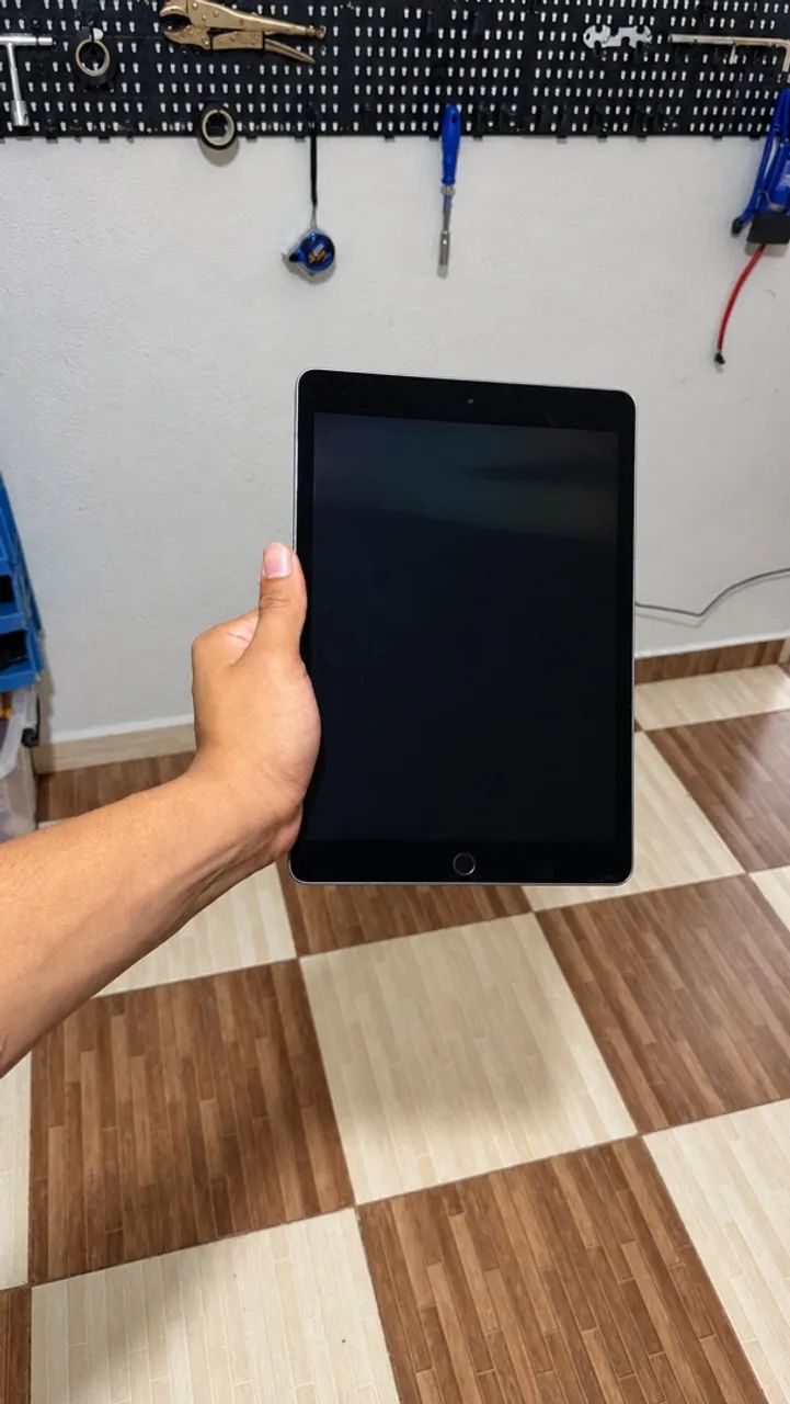 Vendo iPad 9ª geração com 64GB de armazenamento . - Foto 4