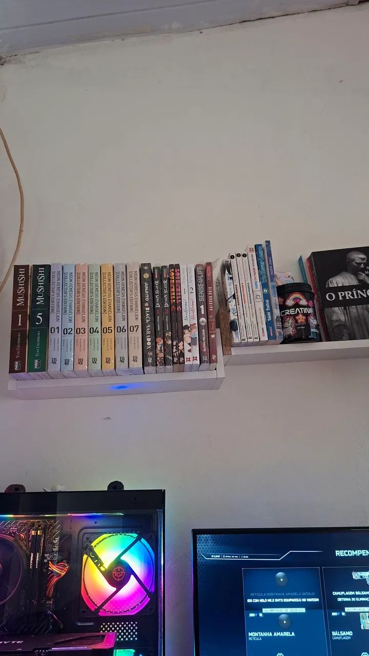 Mangas e livros - Foto 2